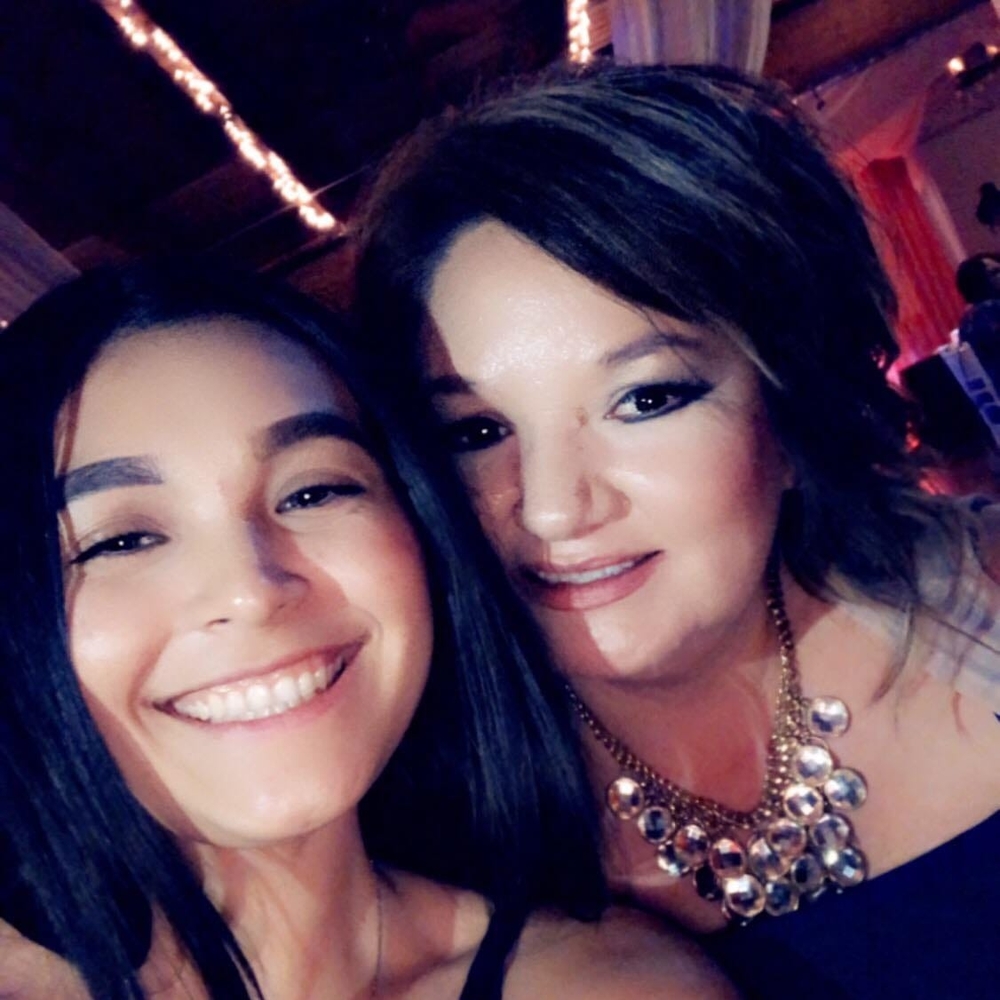 Meet your Posher, Tina